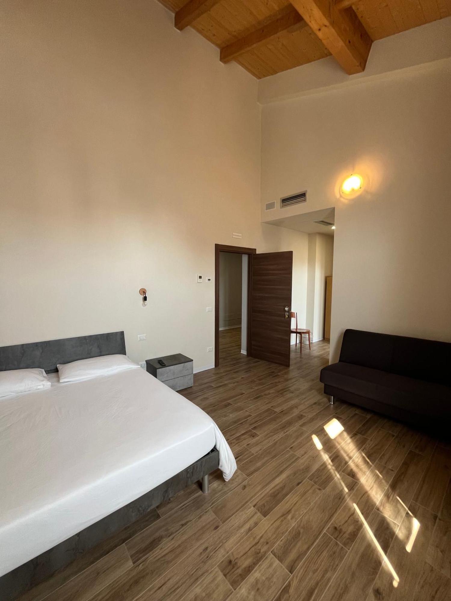 Casa Nel Borgo Di Capraia Монтелупо-Фьорентино Экстерьер фото